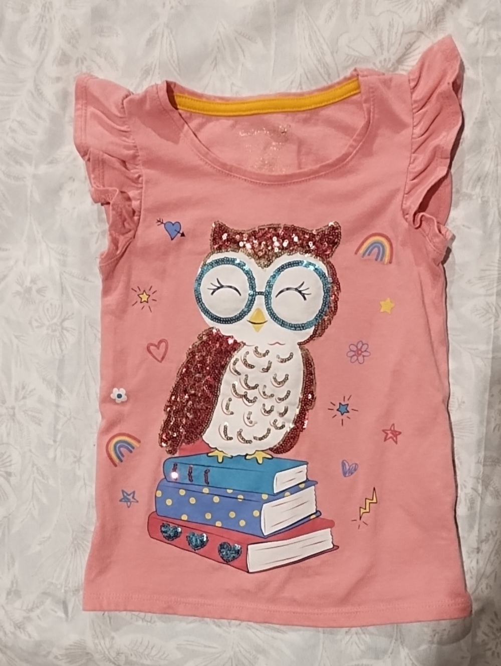 💥3/$5 Sale Cynthia Howie Pink Sequin Owl Ruffle Sleeve Tee EUC Size 4. So Cute.